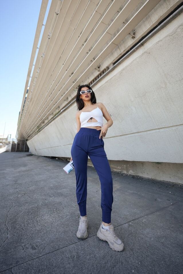 YAZLIK SCUBA DALGIÇ EŞOFMAN ALTI 8CM LASTİK KEMERLİ VE PAÇA PİLE DETAYLI EŞOFMAN ALTI XL - LACİVERT