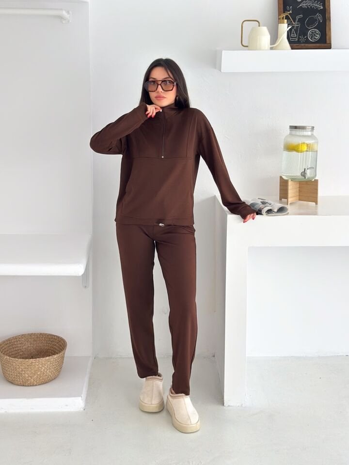DİK YAKA PARÇALI EŞOFMAN TAKIMI MODAL KUMAŞ CEPLİ - WM2561 - KAHVERENGİ - XL