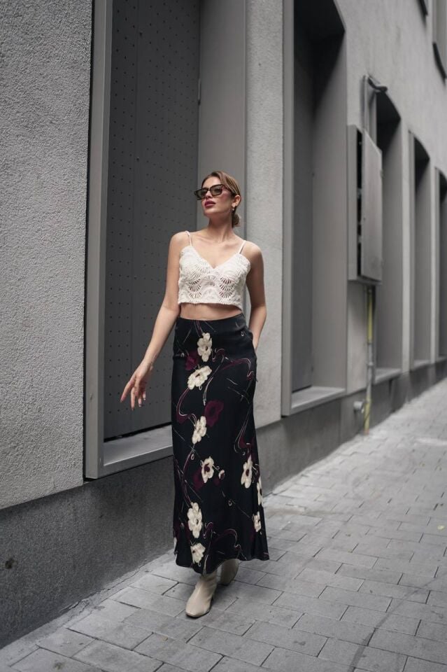 DESENLİ SATEN ETEK - SATEN ETEK - UZUN ETEK / KOD ÇOKRENKLİ L - KOD-21