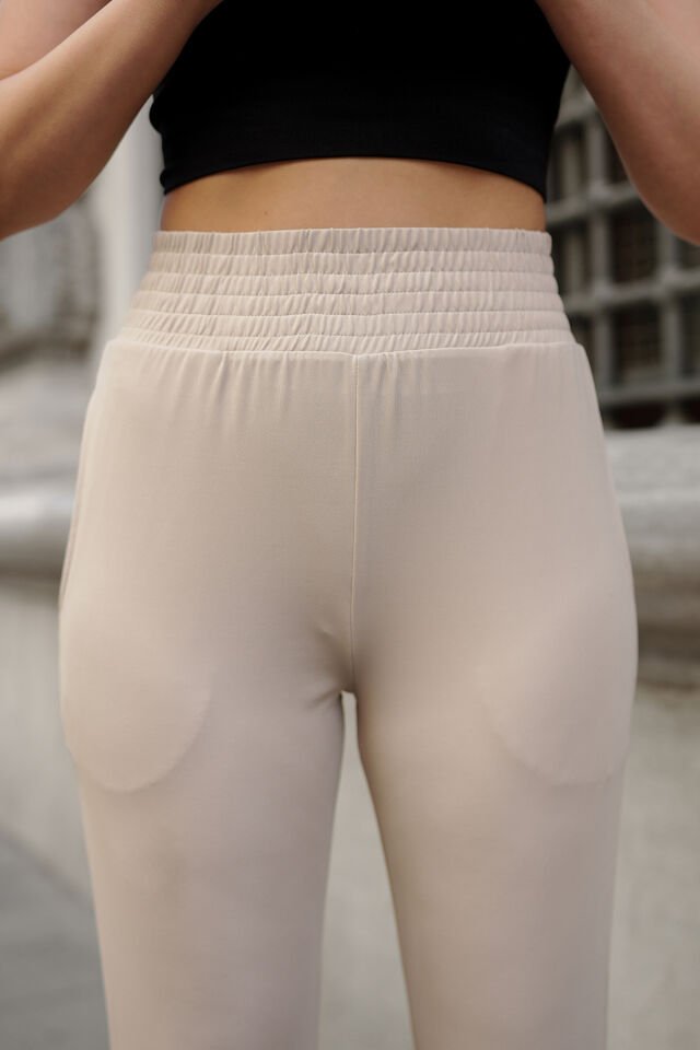 Kadın Bej Rengi Yüksek Bel Likralı Jogger Scuba Eşofman Altı S