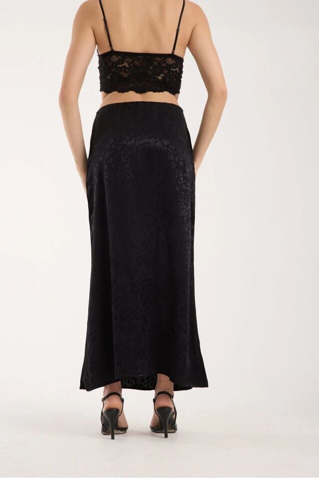 Kadın Dokulu 93cm  Desenli Kloş Model  Uzun Etek L - SİYAH