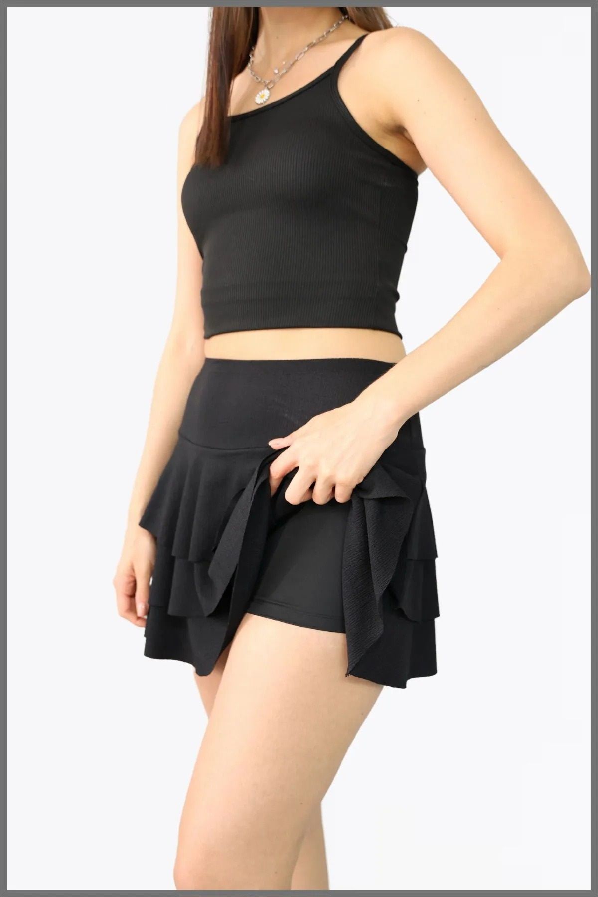 Kadın İçi Taytlı Kısa Fırfırlı Model Etek SİYAH - L