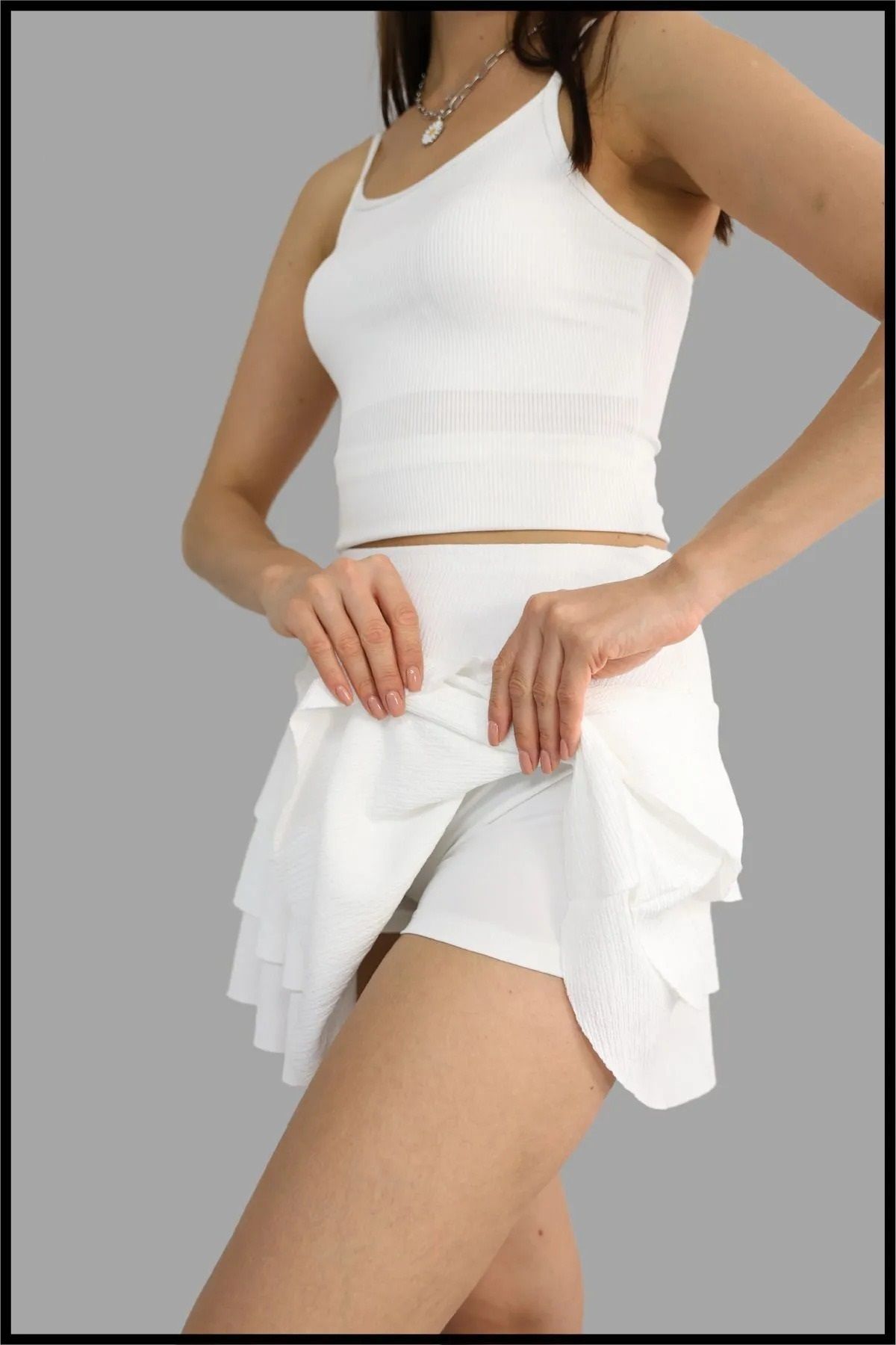 Kadın İçi Taytlı Kısa Fırfırlı Model Etek BEYAZ - L