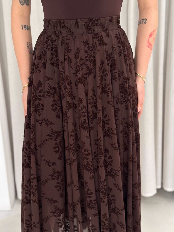 Kadın Günlük ve Tesettüre Uygun Uzun Basklı ve Likralı Uzun Tül Etek 2611 L - KAHVERENGİ