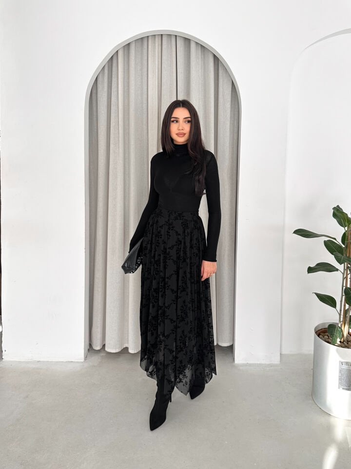 Kadın Günlük ve Tesettüre Uygun Uzun Basklı ve Likralı Uzun Tül Etek 2611 L - SİYAH