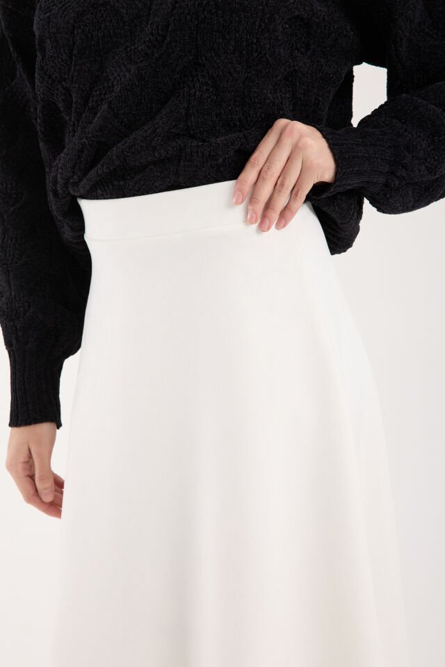 Kadın 90cm Uzun Tam Boy Kloş  Süet Etek 2426 S - BEYAZ