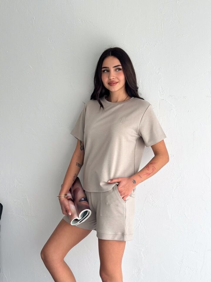 Kadın Tavşan NakışlıGünlük Kullanıma Uygun Şortlu Takım 2463 S - BEJ