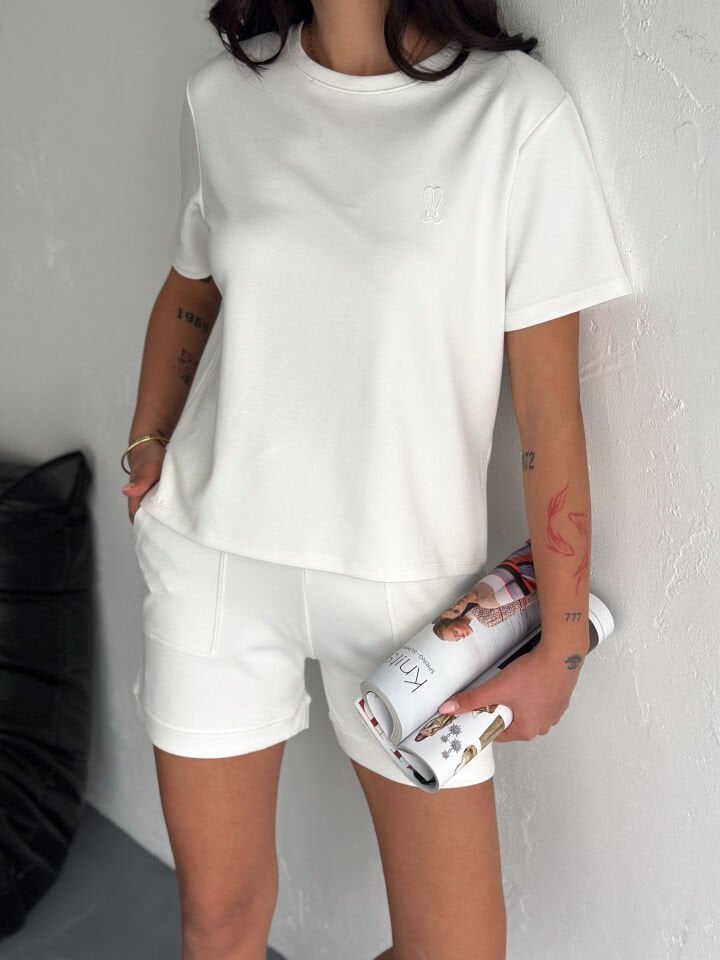 Kadın Tavşan NakışlıGünlük Kullanıma Uygun Şortlu Takım 2463 S - BEYAZ