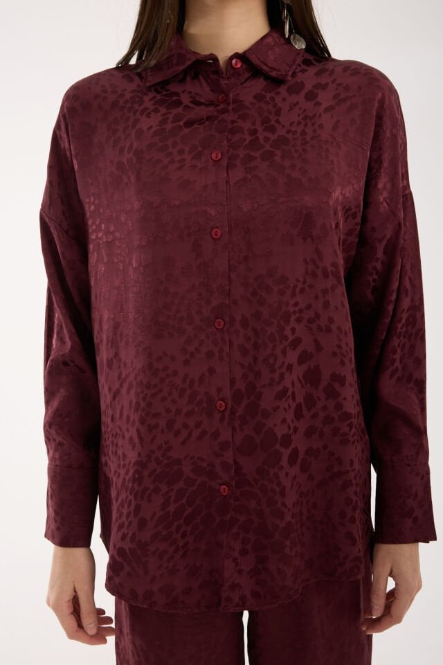 Kadın Desenli ve Dokulu Salaş Gömlek L - BORDO