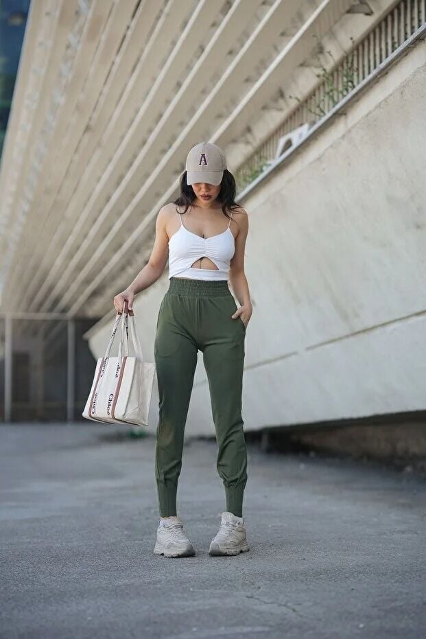 Kadın Yazlık Scuba Dalgıç 8Cm Lastik Kemerli Paça Pile Detaylı Eşofman Altı WM S - HAKİ