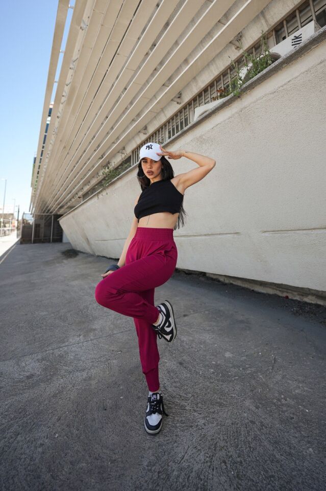 Kadın Yazlık Scuba Dalgıç 8Cm Lastik Kemerli Paça Pile Detaylı Eşofman Altı WM M - BORDO