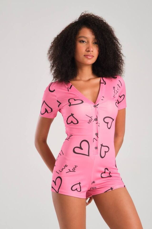 Kadın Desenli ve Düğmeli Kısa Kol Tulum Gecelik T4 2XL - PEMBE SİYAH KALP DESENLİ