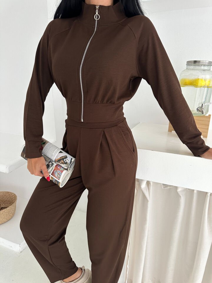 KADIN EŞOFMAN TAKIMI - GÜNLÜK TAKIM - GENİŞ MANŞETLİ FERMUARLI ALT ÜST TAKIM XL - KAHVERENGİ