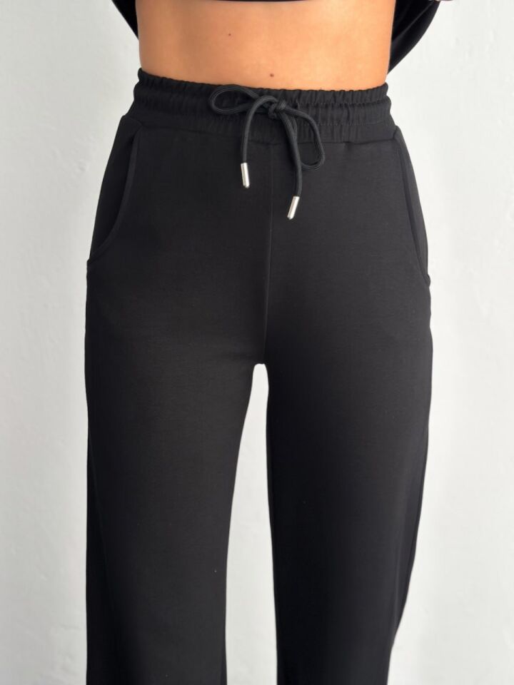 Kadın Tavşan Nakışlı Hafif Baggy  Kısa Kollu  Günlük Takım 2464 L - SİYAH