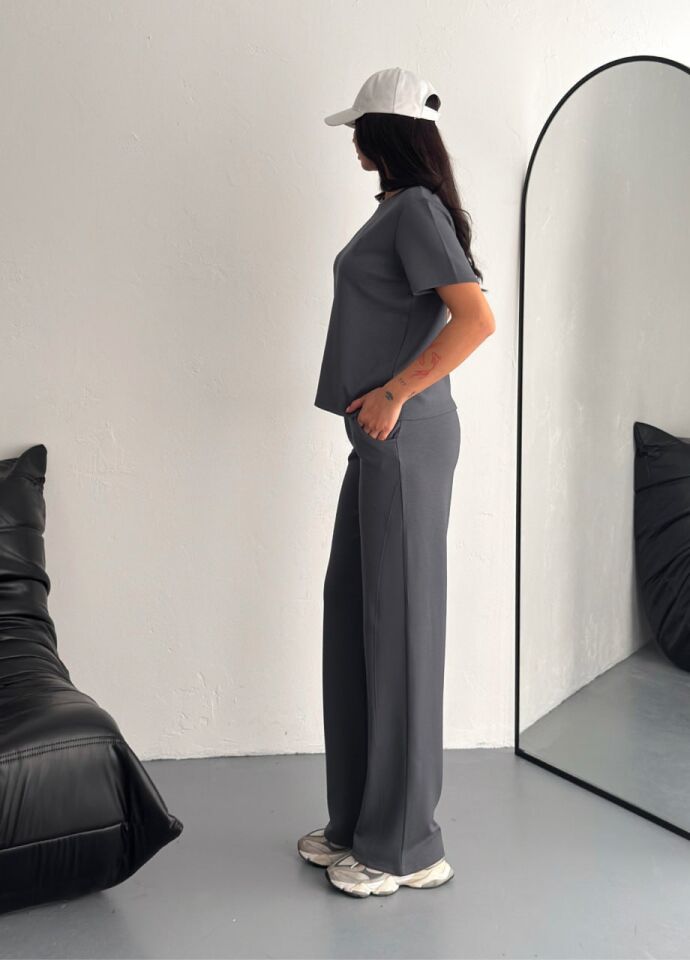 Kadın Tavşan Nakışlı Hafif Baggy  Kısa Kollu  Günlük Takım 2464 XL - KOYU GRİ