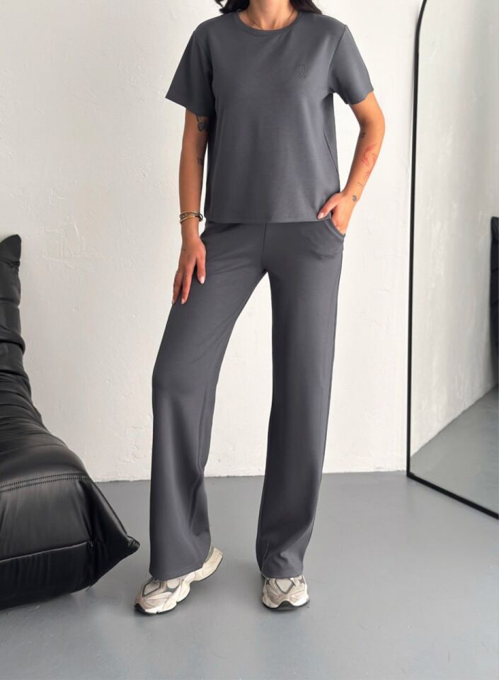 Kadın Tavşan Nakışlı Hafif Baggy  Kısa Kollu  Günlük Takım 2464 XL - KOYU GRİ