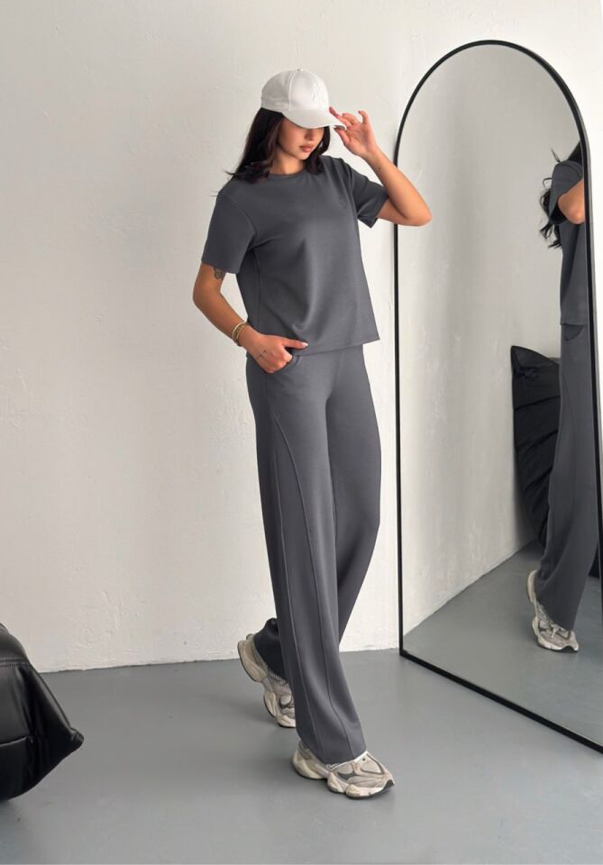 Kadın Tavşan Nakışlı Hafif Baggy  Kısa Kollu  Günlük Takım 2464 XL - KOYU GRİ