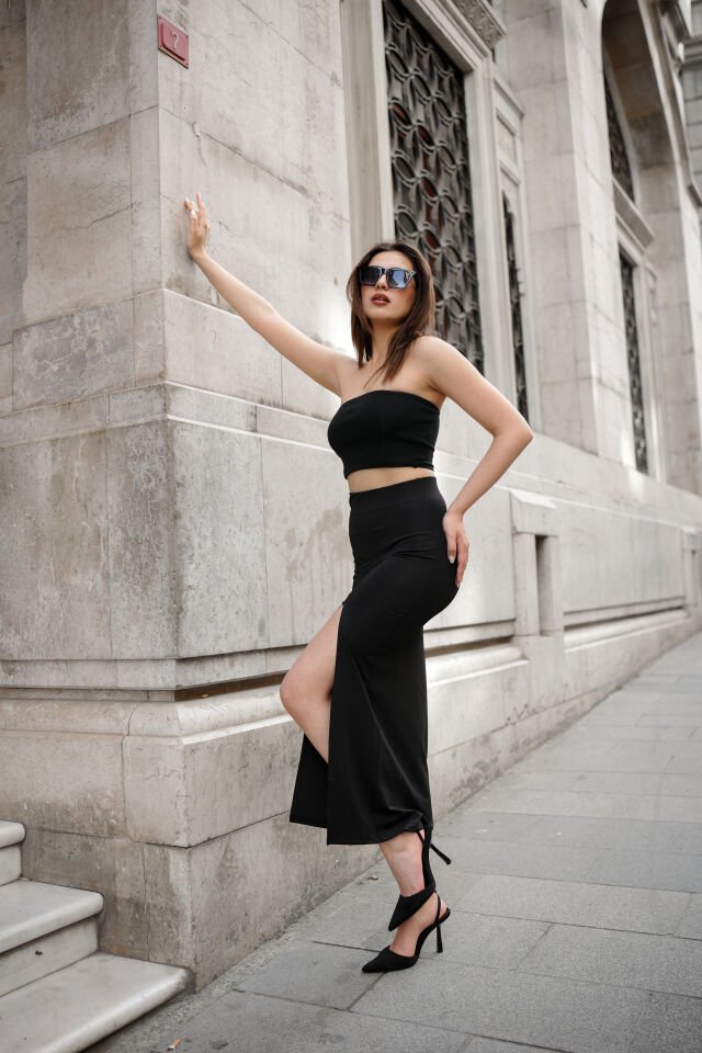 Kadın Maxi Boy 92cm Dalgıç Kumaş ve Yırtmaçlı Uzun Etek XS - SİYAH