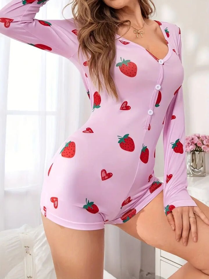 Kadın Uzun Kol Desenli Ve Düğmeli Rahat Kullanım Gecelik Tulum T5 XS - PEMBE ÇİLEKLİ DESEN