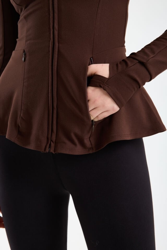Kadın Dik Yaka Fermuarlı  Volan Detaylı Esnek Spor Ceket 2XL - KAHVERENGİ