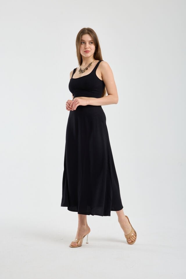 Kadın Dökümlü Yandan Fermuarlı Tesettür Uyumlu Uzun Kloş Etek 2512 XL - SİYAH