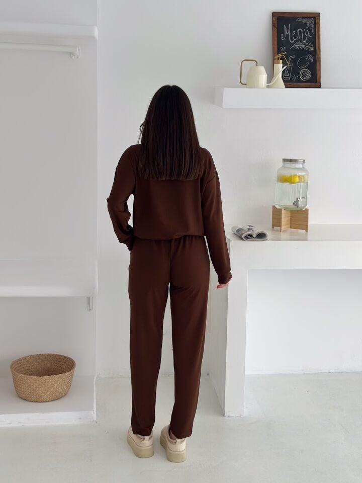 DİK YAKA PARÇALI EŞOFMAN TAKIMI MODAL KUMAŞ CEPLİ - WM2561 - KAHVERENGİ - XL