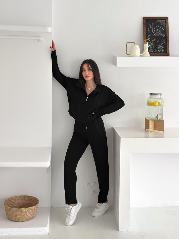 DİK YAKA PARÇALI EŞOFMAN TAKIMI MODAL KUMAŞ CEPLİ - WM2561 - SİYAH - XL