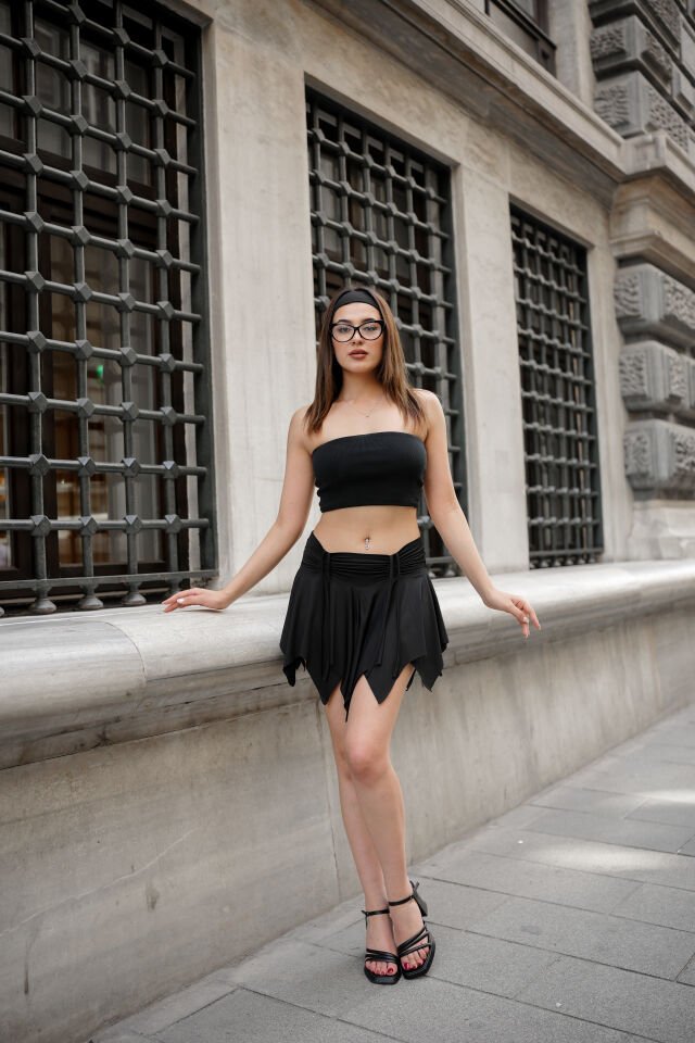 Kadın Asimetrik Lazer Kesim  İçten Taytlı Yazlık Plaj Etek M - SİYAH