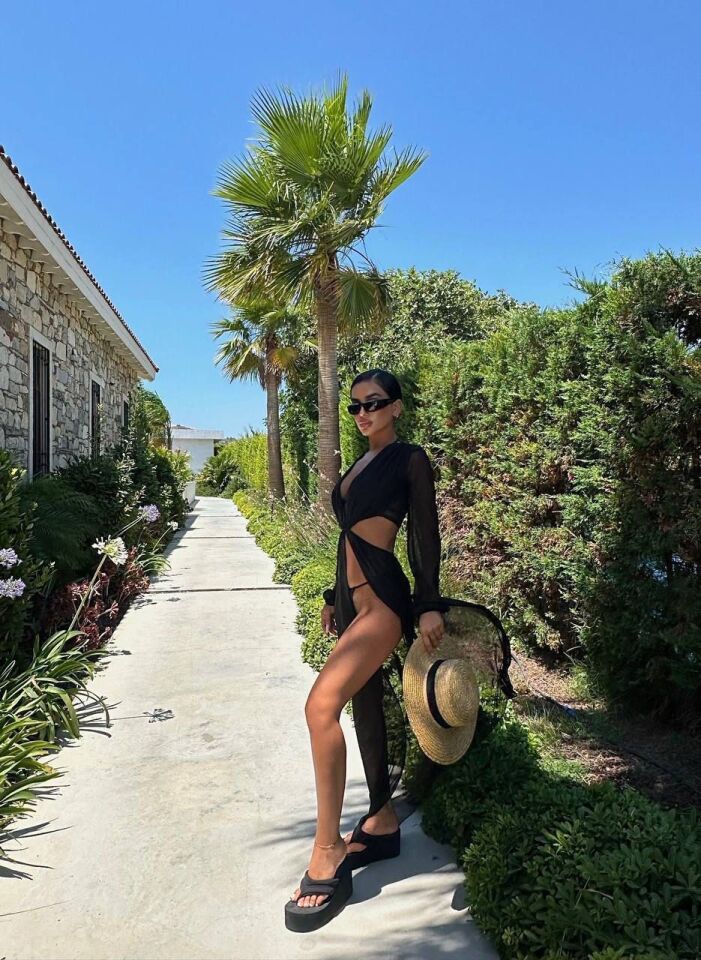 Kadın Uzun Tam Boy  İç İçe Geçmeli  Alt ve Üst Pareo 3