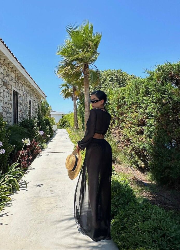 Kadın Uzun Tam Boy  İç İçe Geçmeli  Alt ve Üst Pareo 3