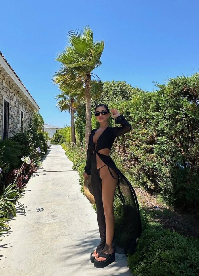 Kadın Uzun Tam Boy  İç İçe Geçmeli  Alt ve Üst Pareo 2