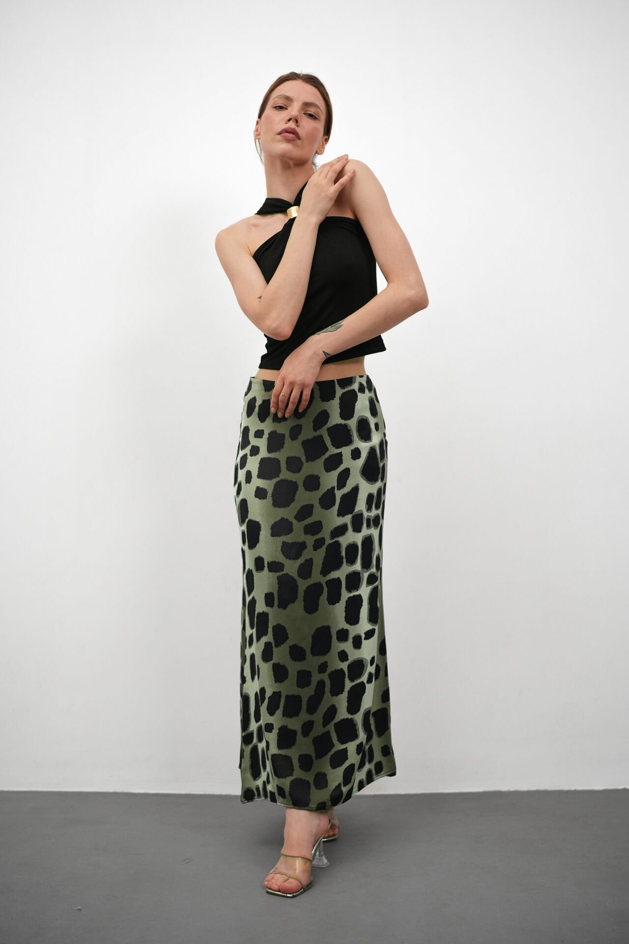 Kadın Uzun Desenli Saten Etek 3XL - KOD-1 YEŞİL