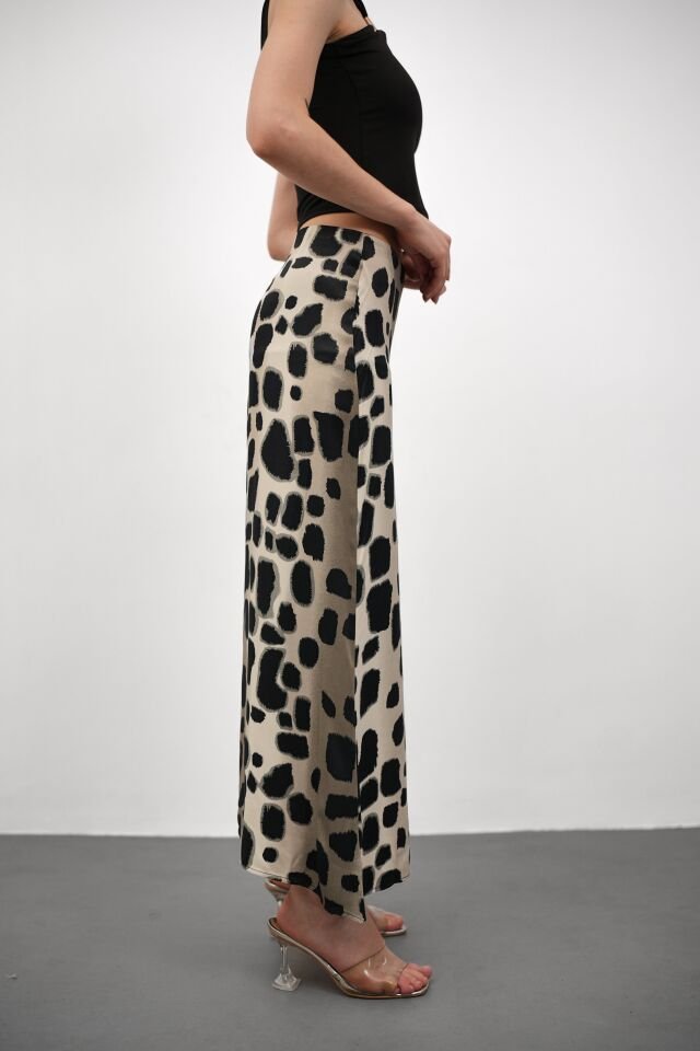 Kadın Uzun Desenli Saten Etek L - KOD-3 SOFT RENK