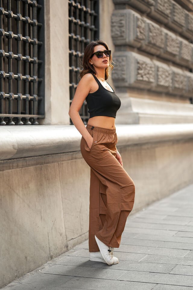 Kadın Bol Paça Lastikli Kullanıla Bilir Cep Kapak Model Baggy Pantolon M - CAMEL