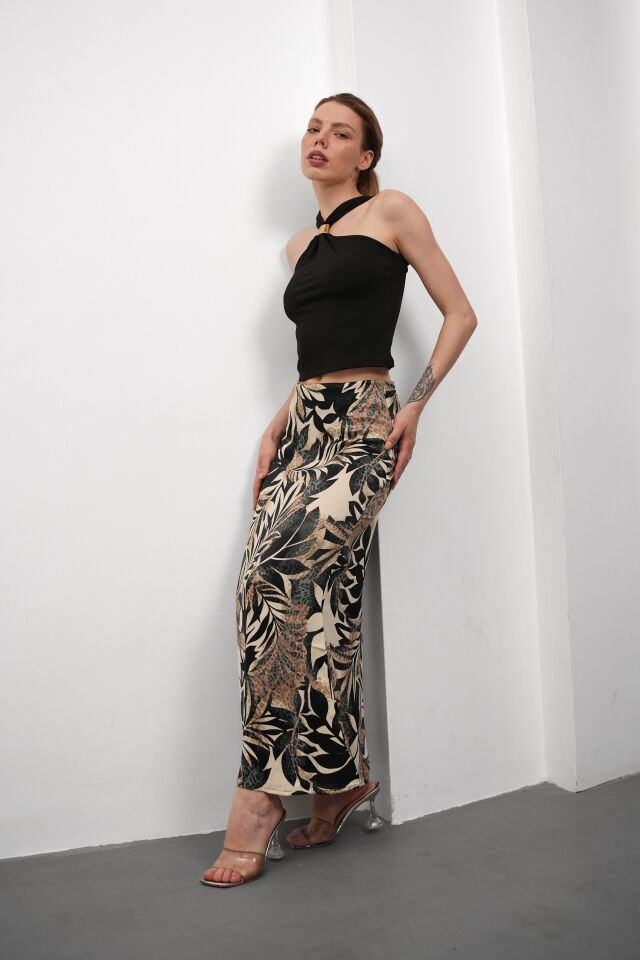 Kadın Uzun Desenli Saten Etek L - KOD-11 YAPRAK DESENLİ