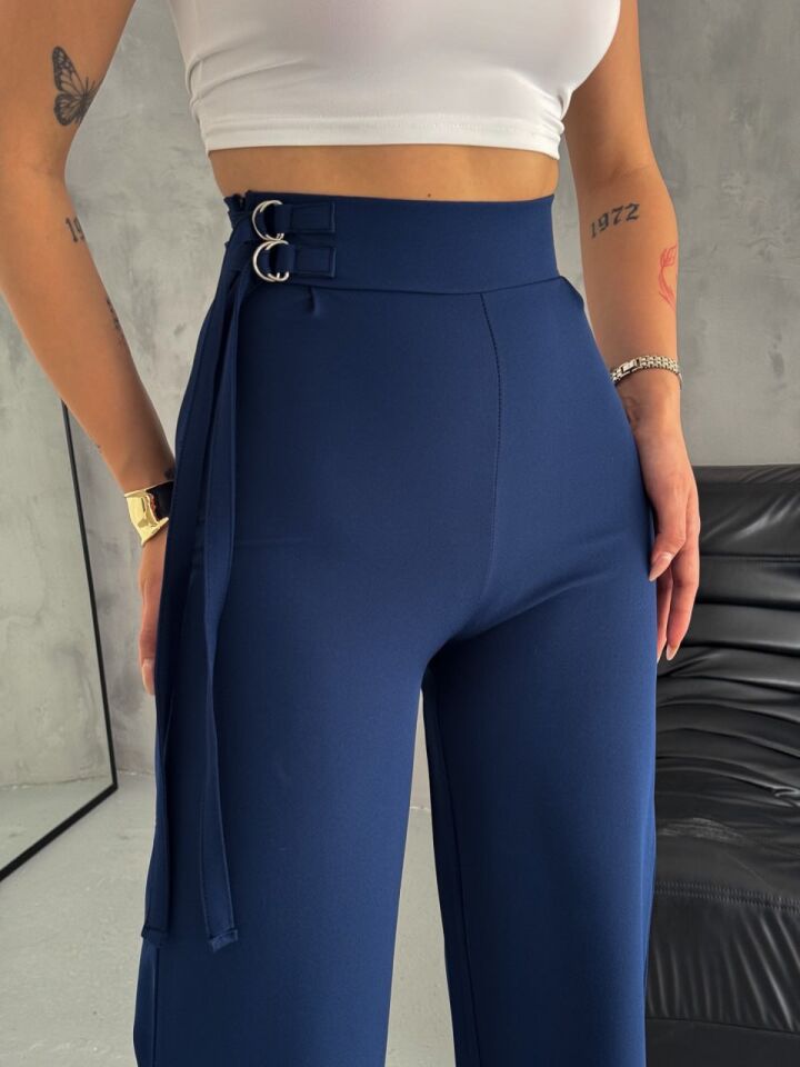 Kadın Lacivert Bermuda Kapri Midi Pantolon XL