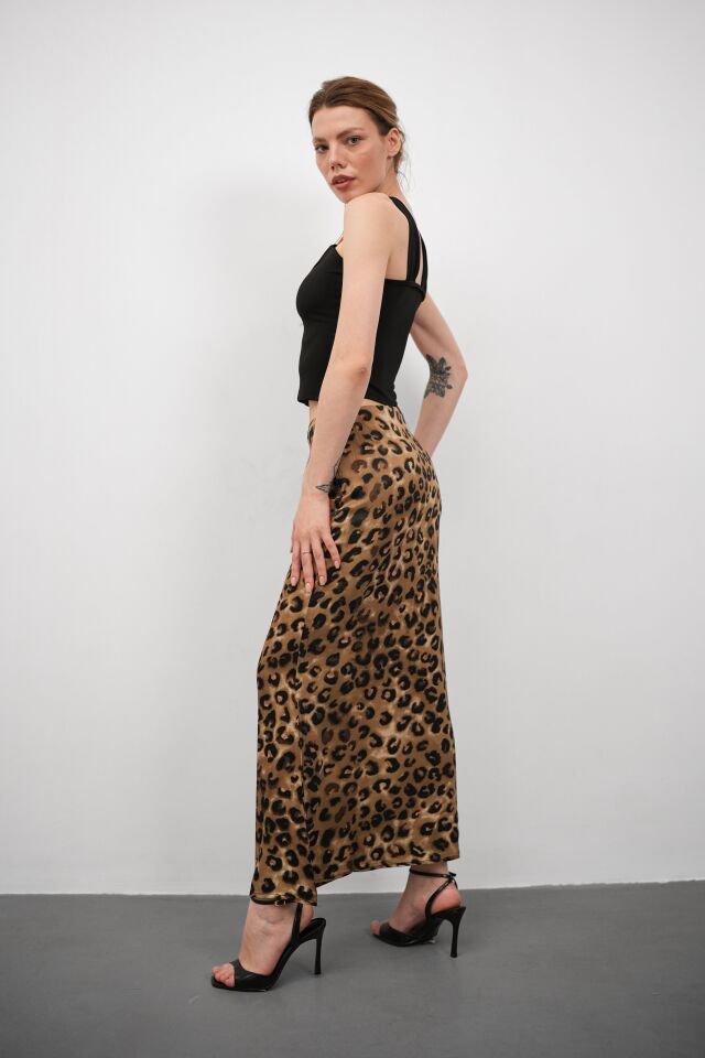 Kadın Uzun Desenli Saten Etek XL - KOD-8 LEOPAR