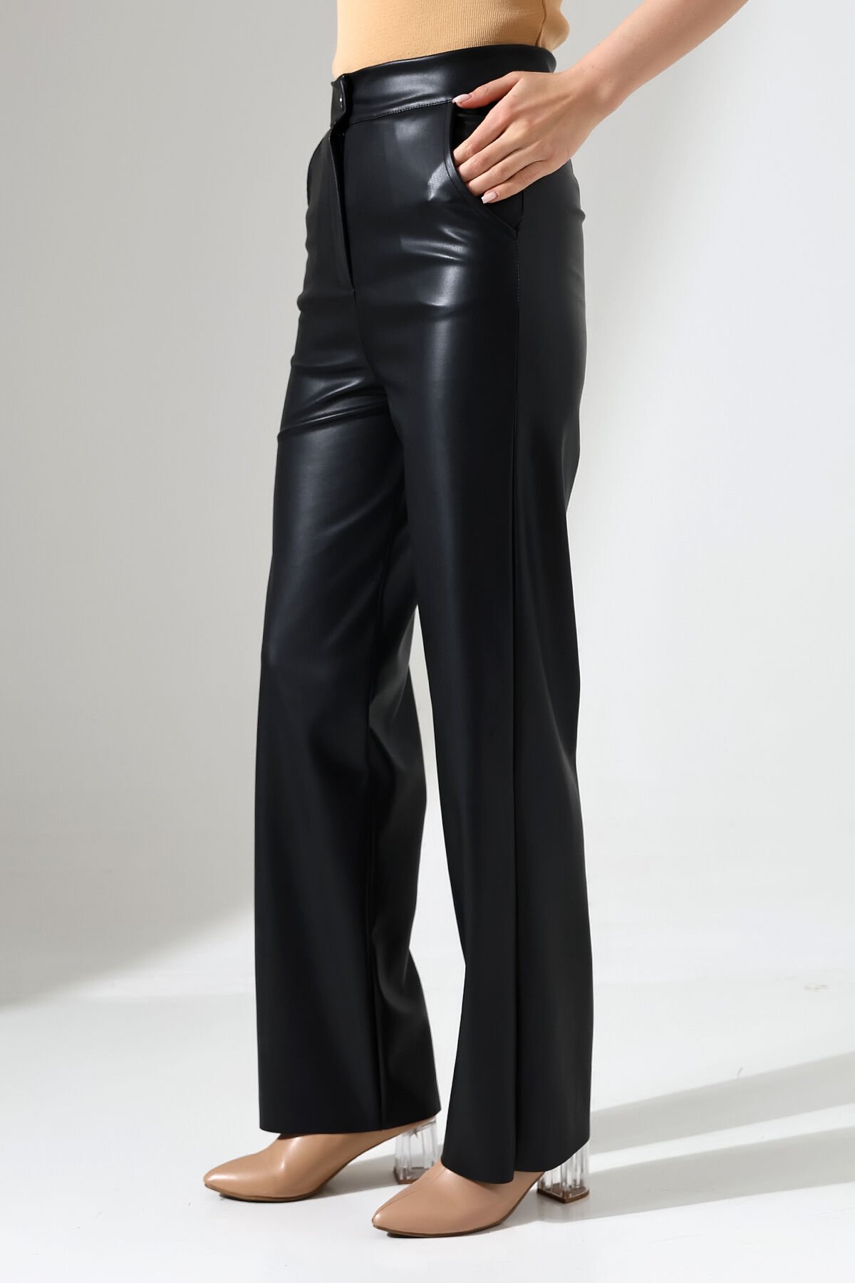 Kadın Deri Bol Paçalı Cepli Pantolon 2427 XL - SİYAH