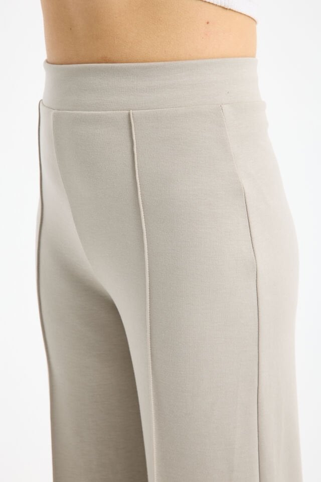 Kadın Dökümlü ve Dokulu  Alt Ön Dikişli Esnek Eşofman Altı XL - BEJ