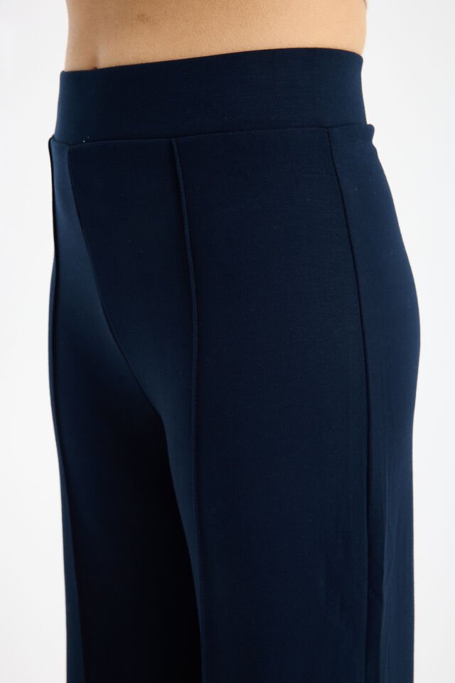 Kadın Dökümlü ve Dokulu  Alt Ön Dikişli Esnek Eşofman Altı XL - KOYU LACİVERT