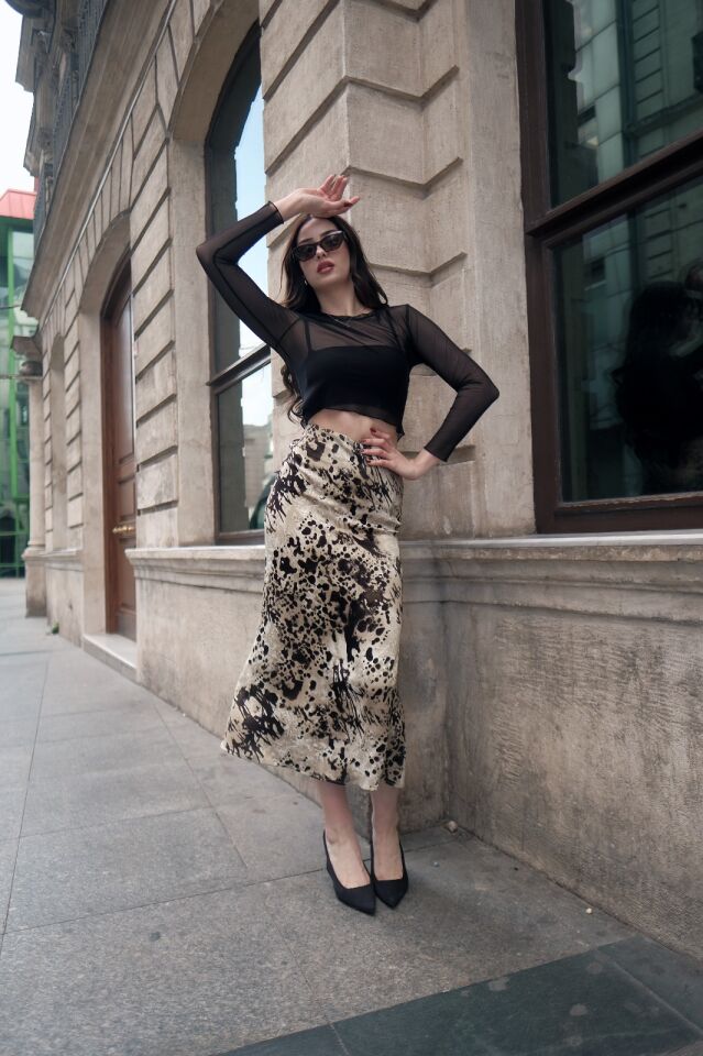 Kadın Uzun Desenli Saten Etek XL - KOD-16