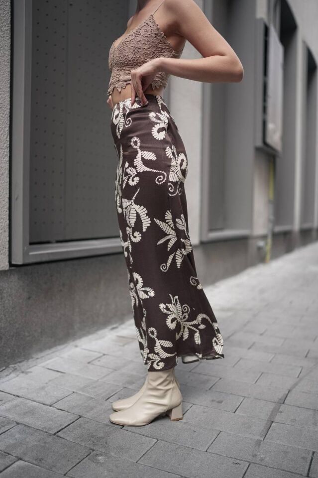 Kadın Uzun Desenli Saten Etek 3XL - KOD-18