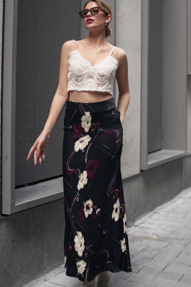 Kadın Uzun Desenli Saten Etek 3XL - KOD-21