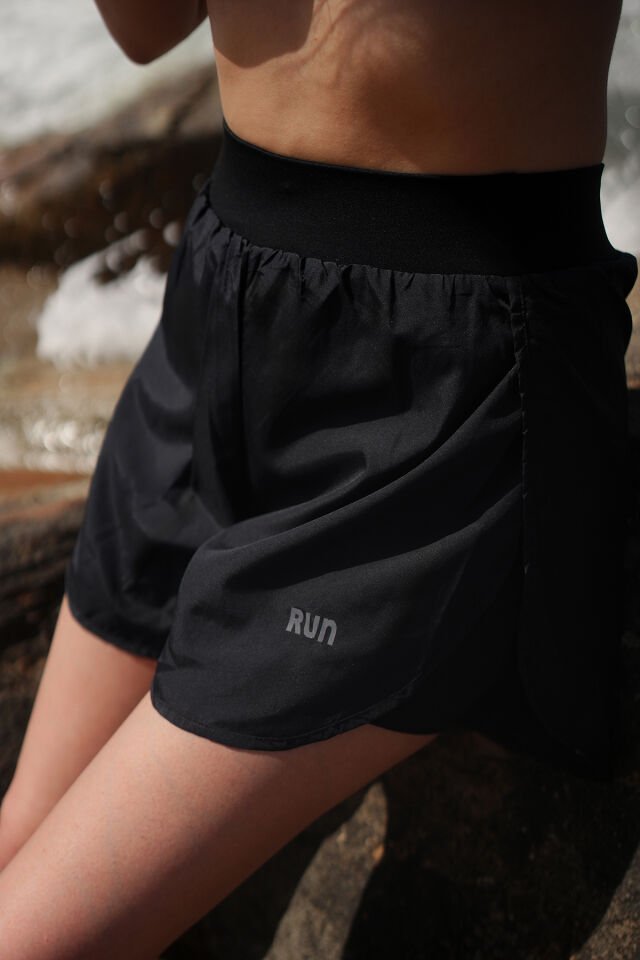 Kadın Run Taylı Şort XS - SİYAH