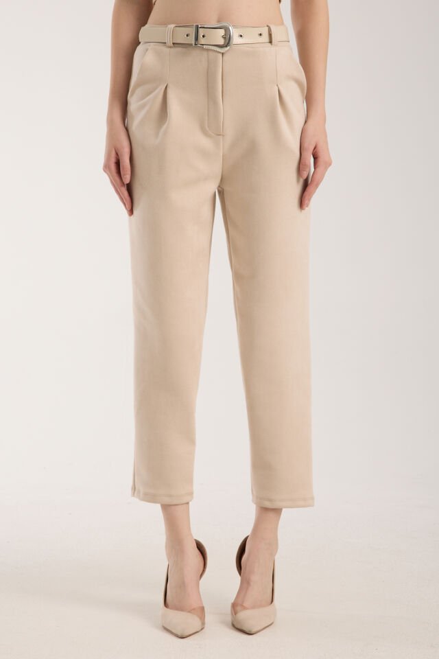 Kadın Kemerli Ön Pile Detaylı Kemerli Süet Cepli Pantolon D2-S1 M - EKRU