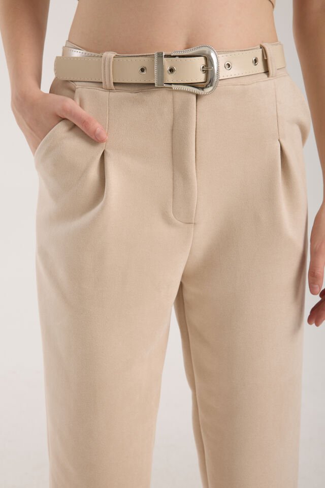 Kadın Kemerli Ön Pile Detaylı Kemerli Süet Cepli Pantolon D2-S1 M - EKRU