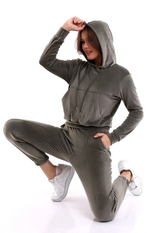 Kadın Yumoş Kadife Eşofman Takımı 6091 M - HAKİ